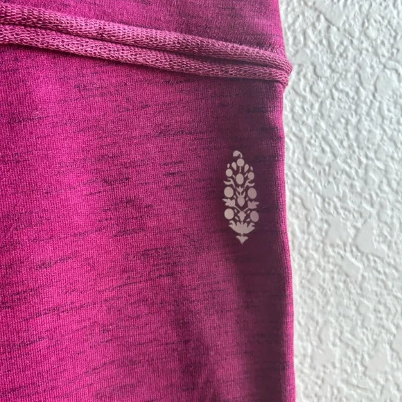 Rare FP Movement by Free People Kyoto Utility-Pocket Leggings - Picture 5 of 7